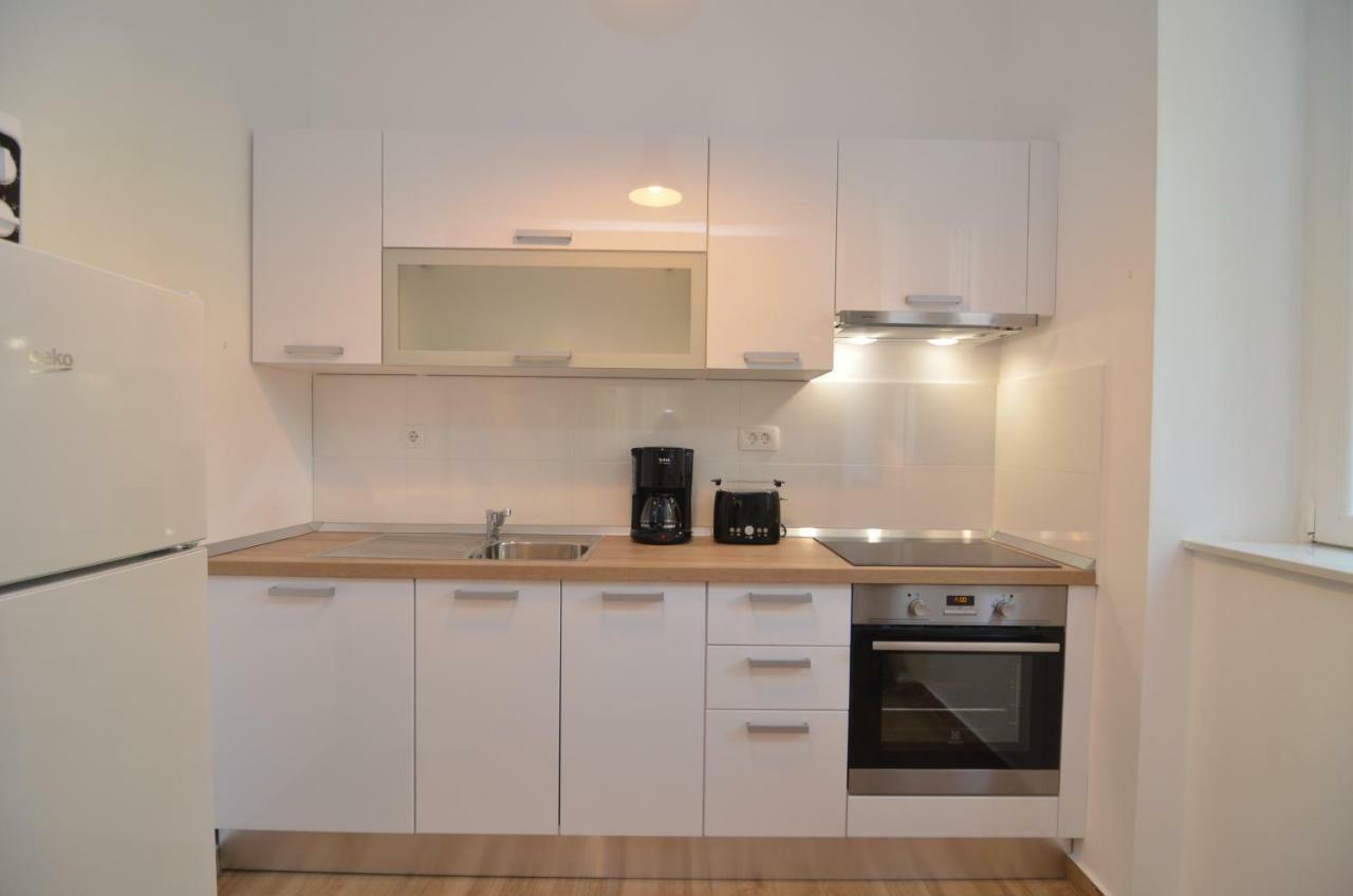 Apartment Zara Sun Exteriör bild